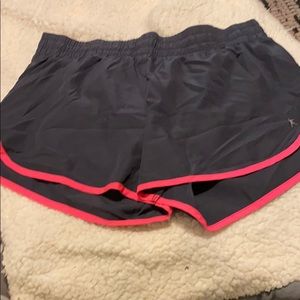 Dan skin running shorts